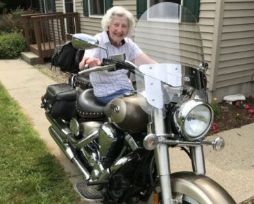 GRANDMA JUST TURNED 83—AND GAVE HERSELF A MOTORCYCLE – WowNews.info