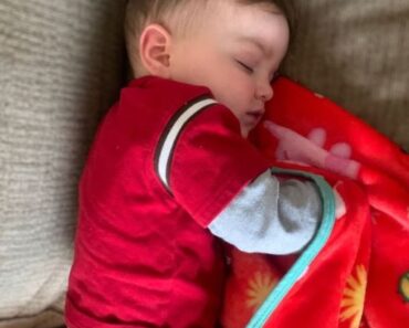 I’M A NANNY TO MY NEIGHBOR’S BABY—AND THAT’S HOW I CHANGED MY MIND ABOUT HAVING KIDS