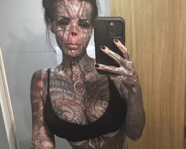 Tattoed woman who keeps her nose in a jar reveals what she looked like before – you better sit down – PrimeDialy